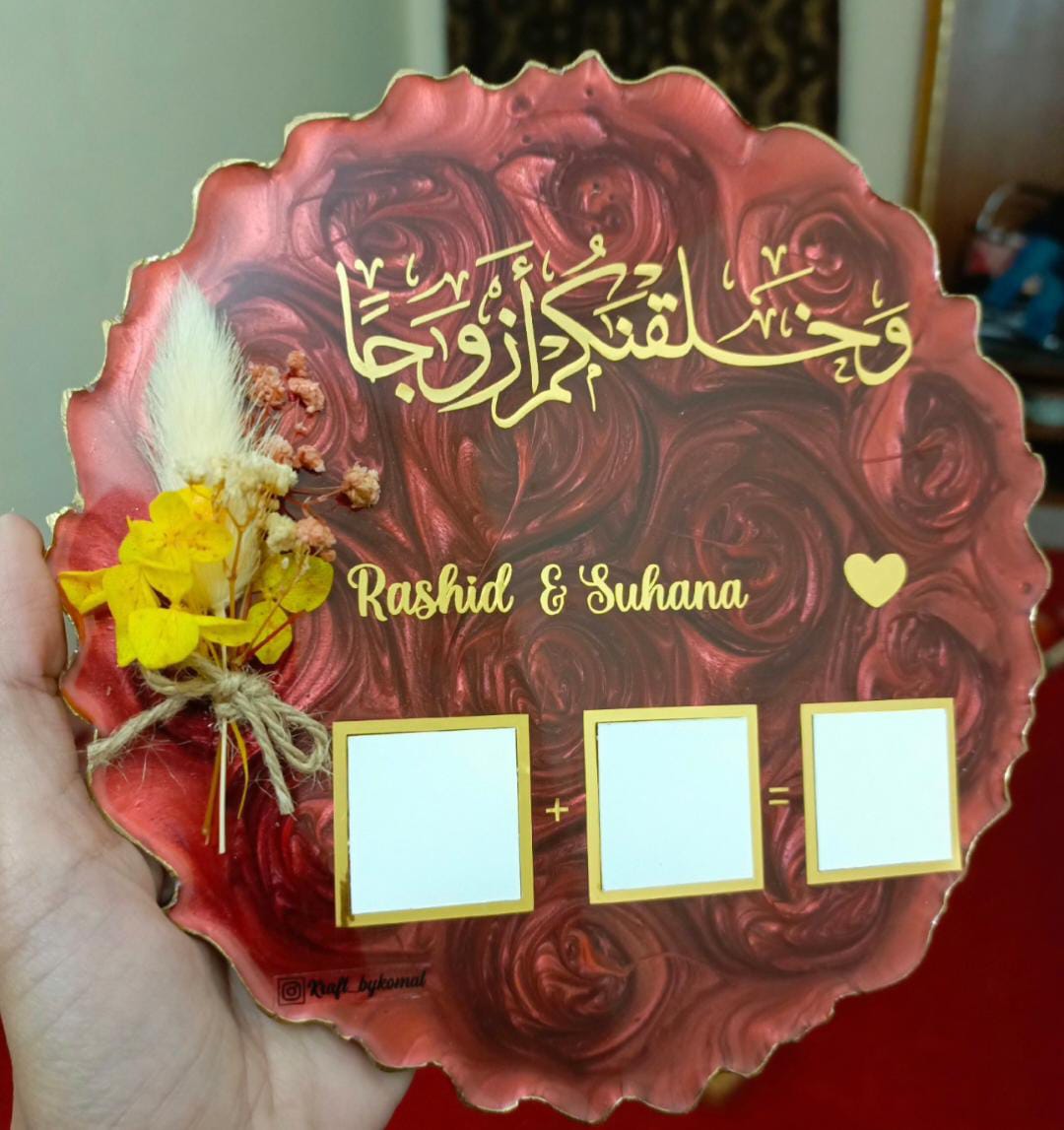 Customized 8 Inches Resin Plaque with Thumb Boxes | Red Rose Swirls Variant