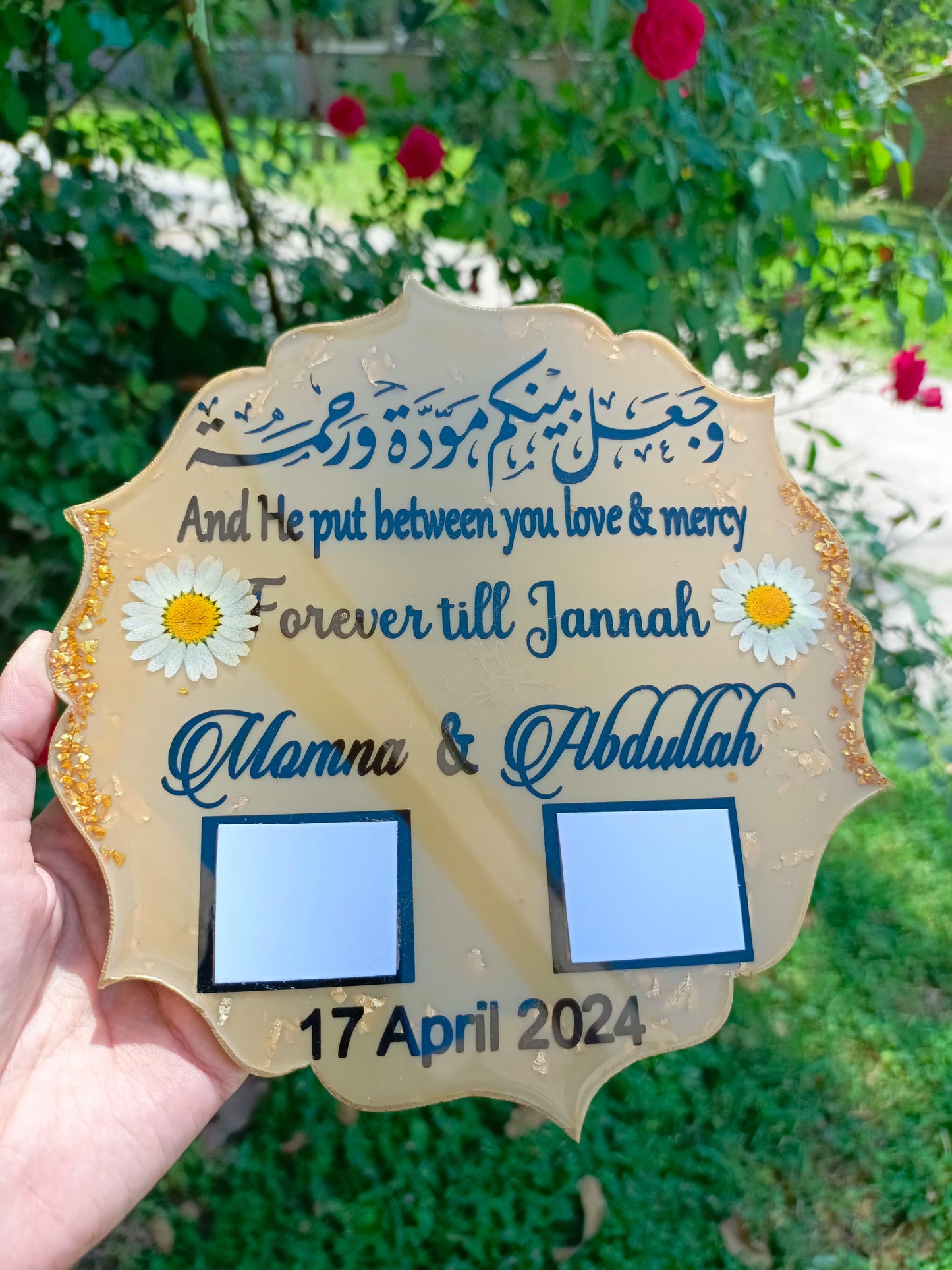 Customized Resin Plaque with Thumb Boxes | Beige Variant