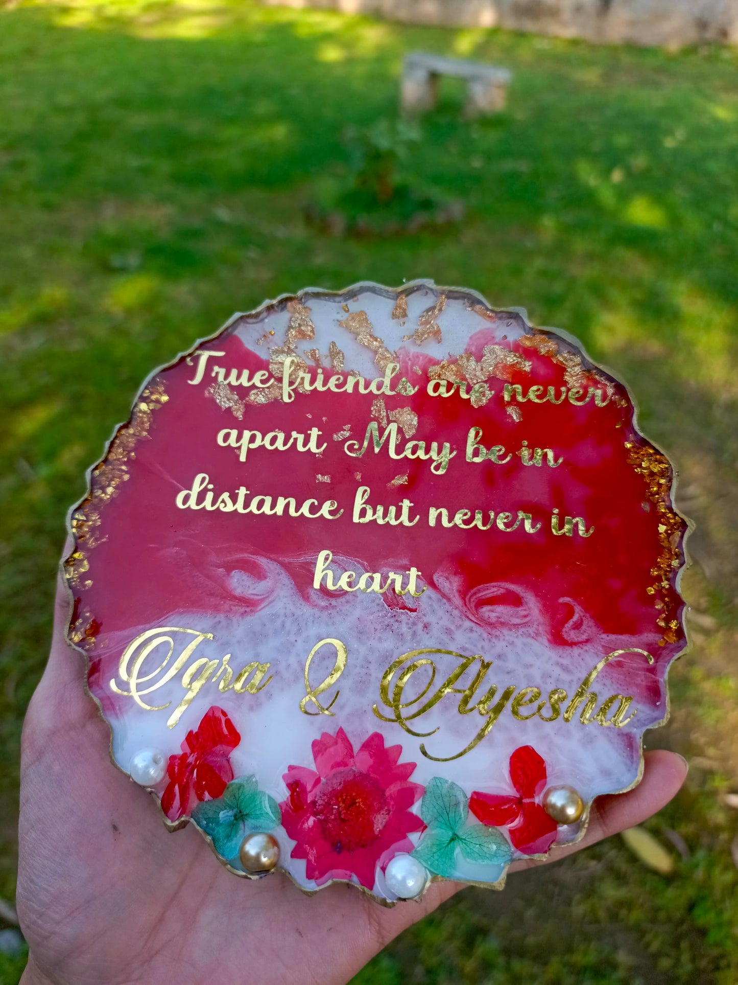 Customized 6 Inches Resin Plaque for Best Friend | Red Variant