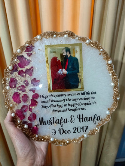 Customized 10 Inches Resin Plaque with Picture Preservation | Couple Picture Variant